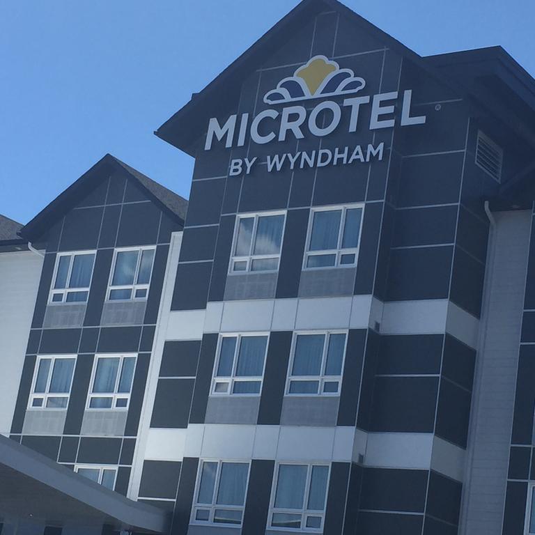 Microtel Inn & Suites By Wyndham Садбері Екстер'єр фото
